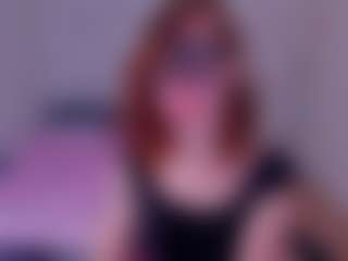 Live cam show with Margo-Kelly - Tittyfuck on makecum.org