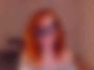 Live cam show with Margo-Kelly - Tittyfuck on AdultVida.com