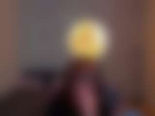 Live cam show with Margo-Kelly - Upskirt on xxxlivecams.org