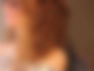 Live cam show with Margo-Kelly - Red Hair Squirt on Camsoda