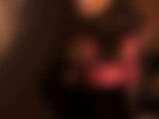 Live cam show with Margo-Kelly - Upskirt on fuck-show.com