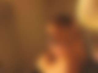 Spettacolo in cam dal vivo con Margo-Kelly - Tittyfuck su Camsoda