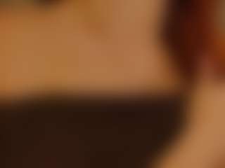Live cam show with Margo-Kelly - Skinny on StripNow