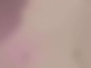 Only-Gia MILF webcam performer live streaming