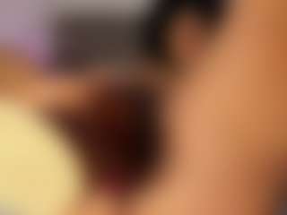 Live cam show with Only-Gia - Petite on xxxlivecams.org