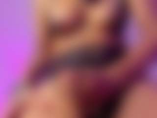 Live cam show with Only-Gia - Public on Camsoda.co