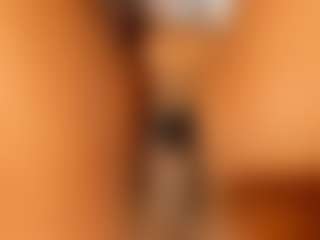 Live cam show with Only-Gia - Normal on sexylive.show