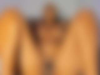 Live cam show with Only-Gia - Hairy Pussy on slutload