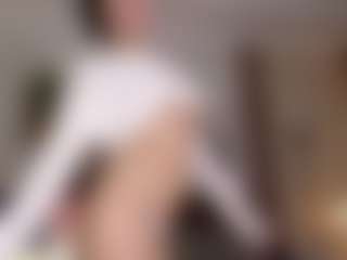 Live cam show with AizaXO - Twerk on studioflirtlive.com