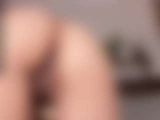 Live cam show with AizaXO - Bedroom on Cam Slut