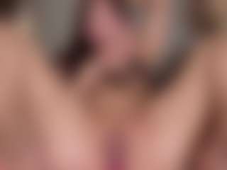 AizaXO's Live Sex Cam Show