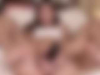 AizaXO MILF webcam performer live streaming