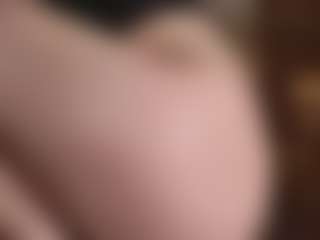 Live cam show with AizaXO - Brown Hair MILF on TeamSkeetLive