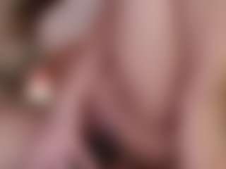 AizaXO's Live Sex Cam Show