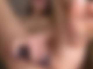 Live cam show with AizaXO - Brown Hair MILF on camgirlchat.live