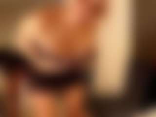 Live cam show with April-Nelson - Natural on parknlotfishbdy