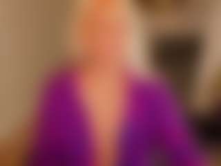April-Nelson's Live Sex Cam Show