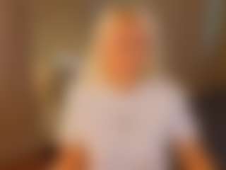April-Nelson's Live Sex Cam Show