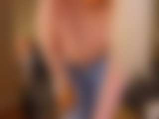 April-Nelson's Live Sex Cam Show
