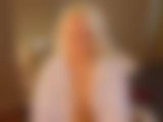 April-Nelson's Live Sex Cam Show