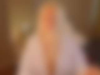 April-Nelson's Live Sex Cam Show
