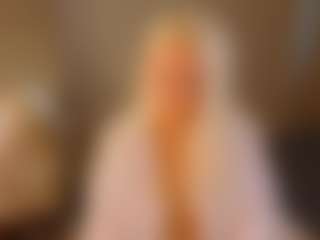 April-Nelson's Live Sex Cam Show