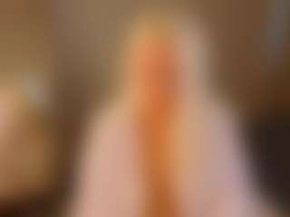 April-Nelson's Live Sex Cam Show