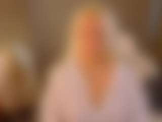April-Nelson's Live Sex Cam Show