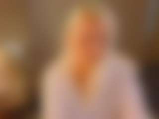 April-Nelson's Live Sex Cam Show
