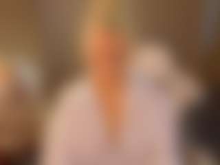 April-Nelson's Live Sex Cam Show