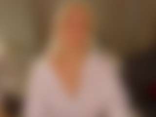 Live cam show with April-Nelson - Normal on Gym Cam Girls