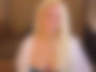 Live cam show with April-Nelson - Spank Blonde Hair on Uber Horny