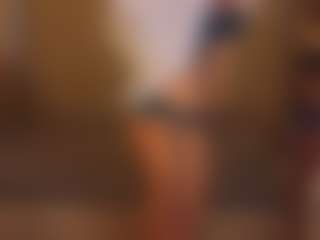 Live cam show with April-Nelson - Upskirt on sexylive.show