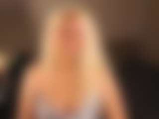 April-Nelson's Live Sex Cam Show