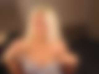 April-Nelson's Live Sex Cam Show