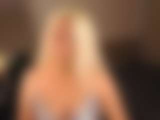 April-Nelson's Live Sex Cam Show