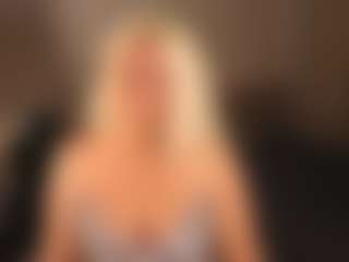 April-Nelson's Live Sex Cam Show