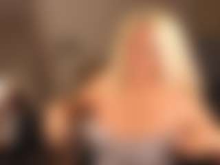 April-Nelson's Live Sex Cam Show