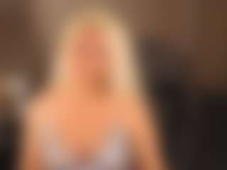 April-Nelson's Live Sex Cam Show