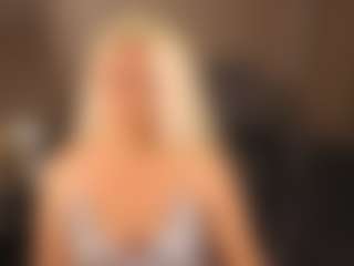 April-Nelson's Live Sex Cam Show