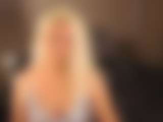 April-Nelson's Live Sex Cam Show