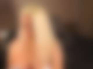 April-Nelson's Live Sex Cam Show