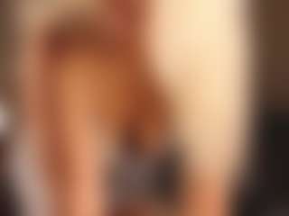 April-Nelson's Live Sex Cam Show