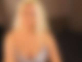 April-Nelson's Live Sex Cam Show