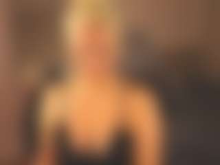 Live cam show with April-Nelson - Cute on friskycurves.com