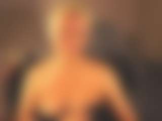 Live cam show with April-Nelson - Blonde Hair Fetish on parknlotfishbdy
