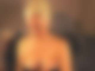 Live cam show with April-Nelson - Twerk on infinitiblacc.com