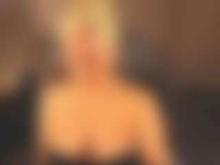 April-Nelson's Live Sex Cam Show