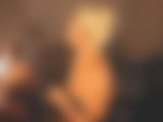 Live cam show with April-Nelson - Public on camgirlchat.live