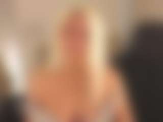 April-Nelson's Live Sex Cam Show